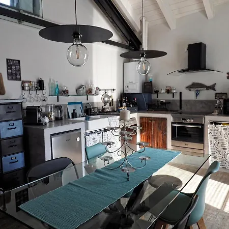 Light Blue Aria Appartement
